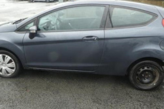 Anti brouillard gauche (feux) FORD FIESTA 6