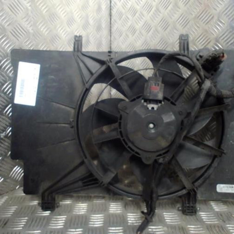 Moto ventilateur radiateur FORD FIESTA 6 Photo n°2