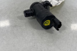 Pompe lave glace avant OPEL CORSA F