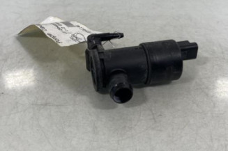 Pompe lave glace avant OPEL CORSA F