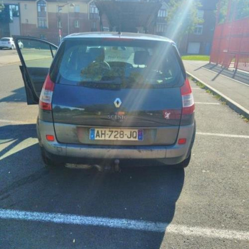 Aile avant gauche RENAULT SCENIC 2 Photo n°4