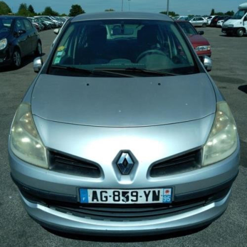 Renfort pare choc arriere (traverse) RENAULT CLIO 3 Photo n°3