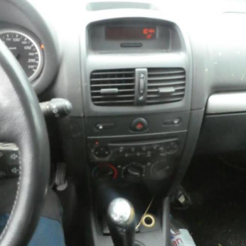 Cardan gauche (transmission) RENAULT CLIO 2 CAMPUS Photo n°8