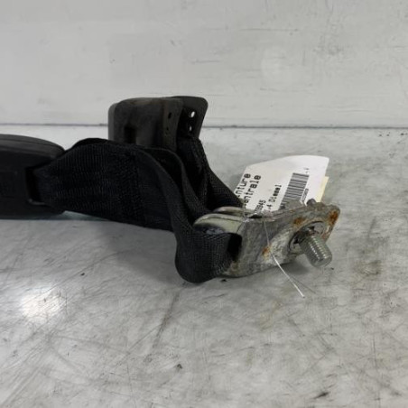 Attache ceinture arriere centrale MAZDA 2 2