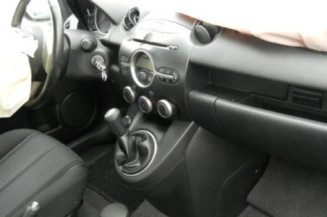 Interrupteur de leve vitre arriere droit MAZDA 2 2