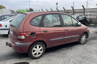 Vitre arriere droit RENAULT SCENIC 1