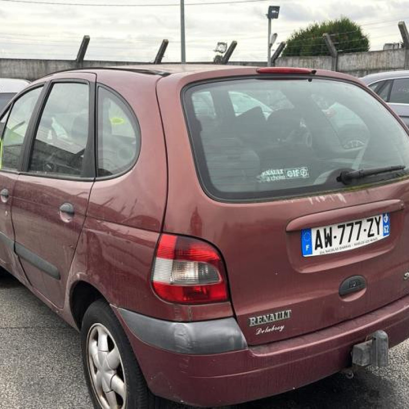 Vitre arriere droit RENAULT SCENIC 1 Photo n°6