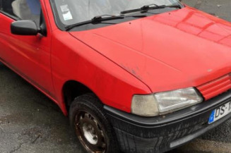 Pare choc avant PEUGEOT 106