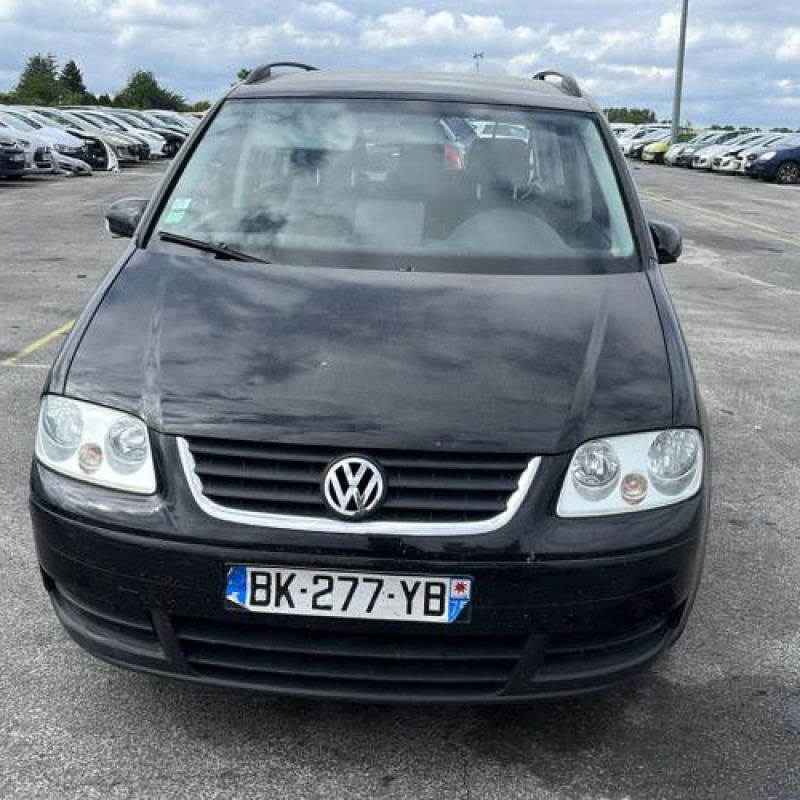 Calandre VOLKSWAGEN TOURAN 1 Photo n°3