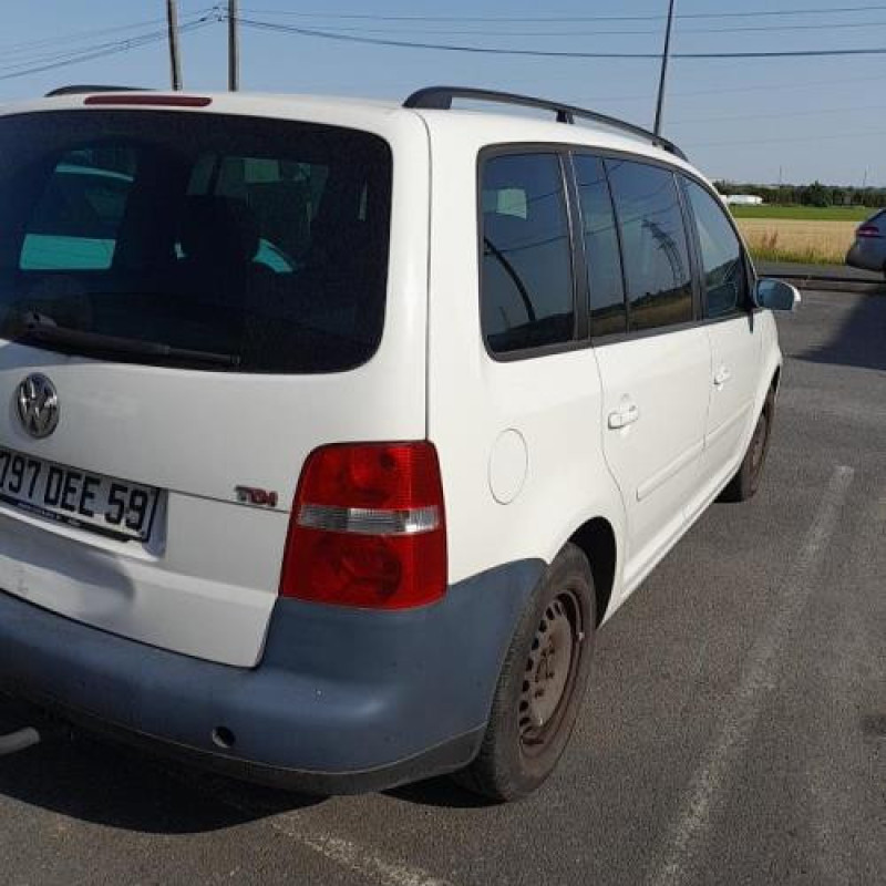 Renfort pare choc avant (traverse) VOLKSWAGEN TOURAN 1 Photo n°6