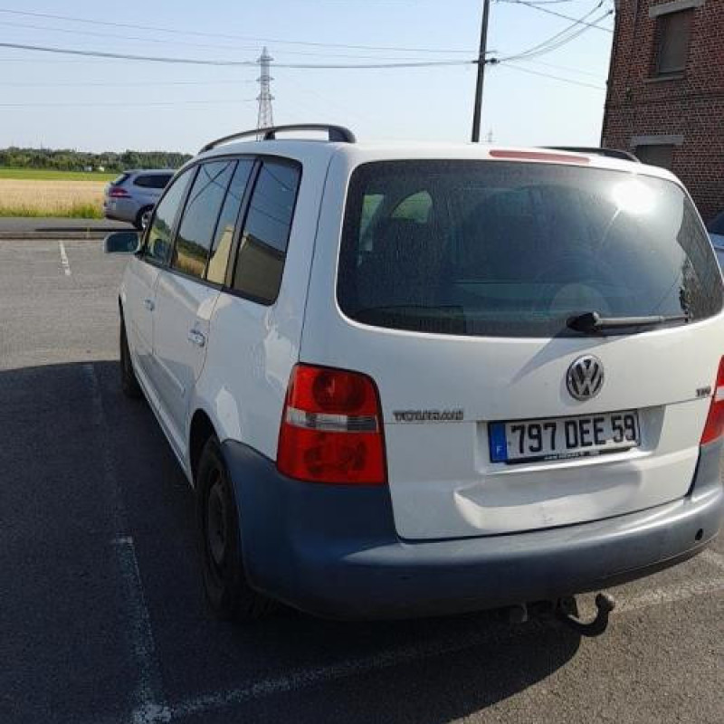 Renfort pare choc avant (traverse) VOLKSWAGEN TOURAN 1 Photo n°7