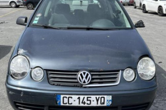 Poignee porte avant gauche VOLKSWAGEN POLO 4