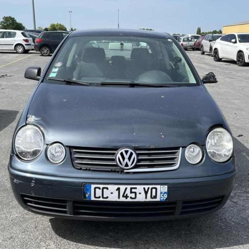 Poignee porte avant gauche VOLKSWAGEN POLO 4 Photo n°4