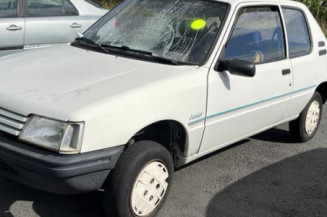 Pedalier d'accelerateur PEUGEOT 205