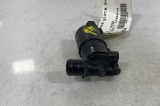 Pompe lave glace avant TOYOTA AYGO 1