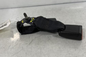 Attache ceinture arriere gauche DACIA SANDERO 2