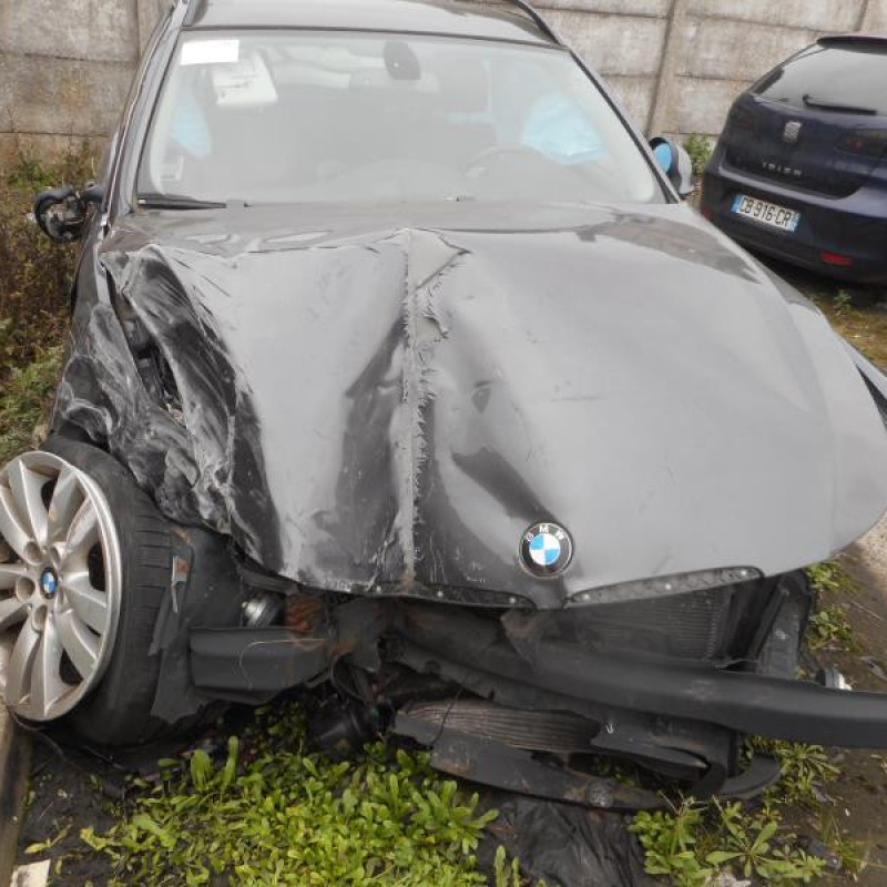 Poignee porte arriere droit BMW SERIE 3 E91 Photo n°8