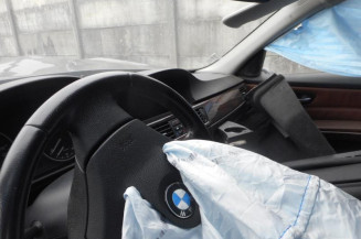 Poignee porte arriere droit BMW SERIE 3 E91