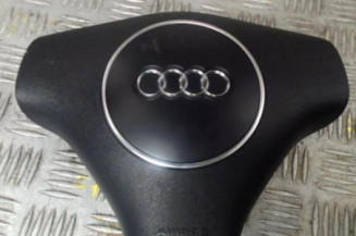 Air bag conducteur AUDI A6 2 Photo n°1