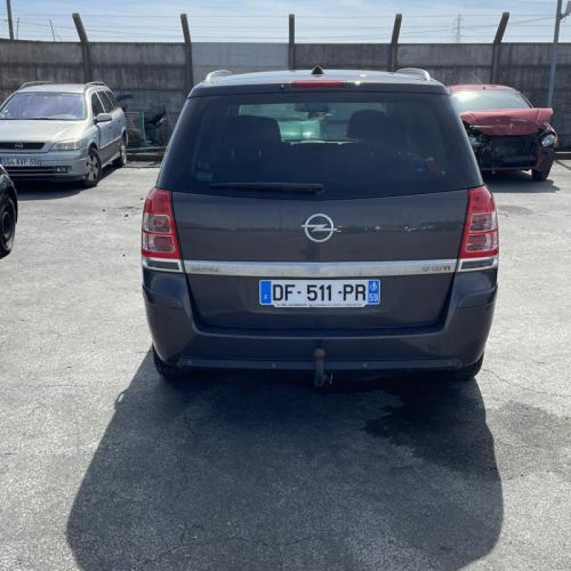 Custode avant droit OPEL ZAFIRA B Photo n°2