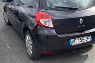 Interrupteur de leve vitre avant droit RENAULT CLIO 3