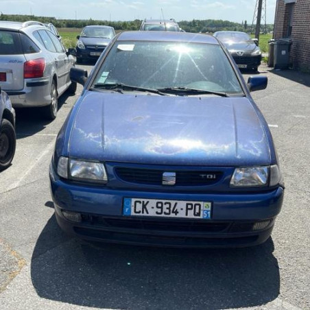 Vitre avant gauche SEAT IBIZA 2