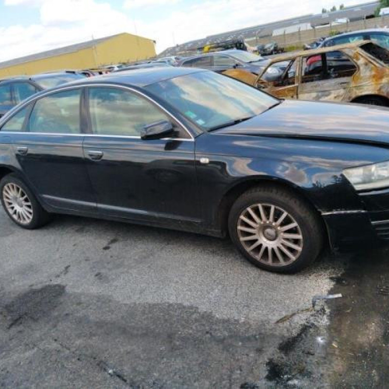 Pare boue arriere gauche AUDI A6 3 Photo n°3