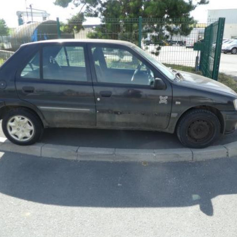 Porte arriere droit PEUGEOT 106 Photo n°6