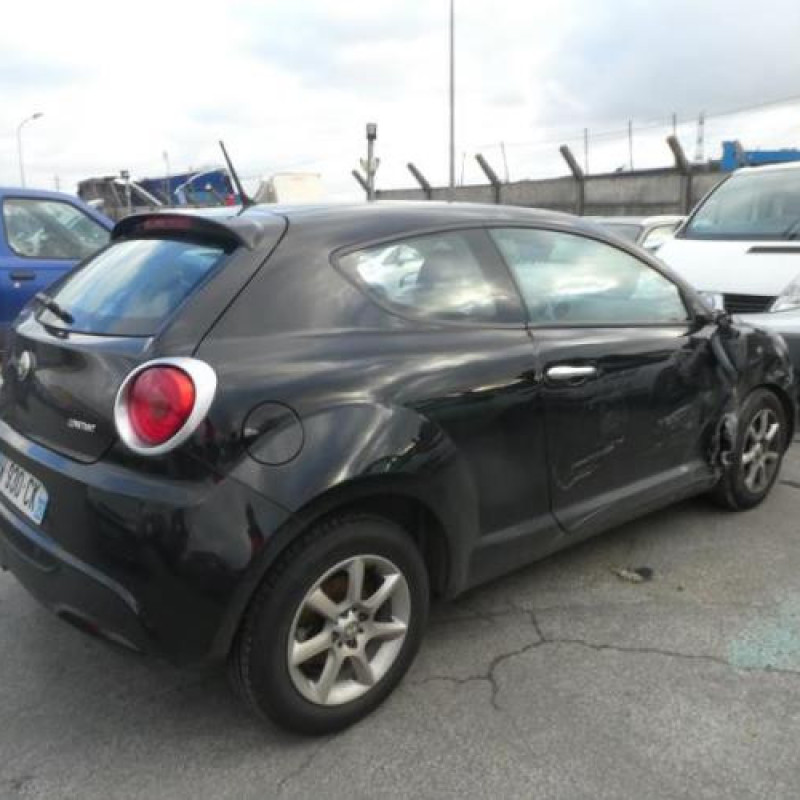 Malle/Hayon arriere ALFA ROMEO MITO Photo n°6