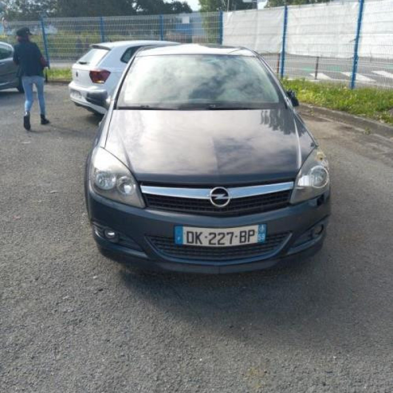 Avertisseur/Klaxon OPEL ASTRA H Photo n°4