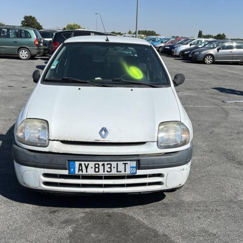 Aile avant gauche RENAULT CLIO 2 Photo n°3