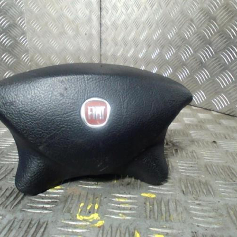 Air bag conducteur FIAT SCUDO 2 Photo n°1