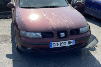 Aile avant droit SEAT TOLEDO 2