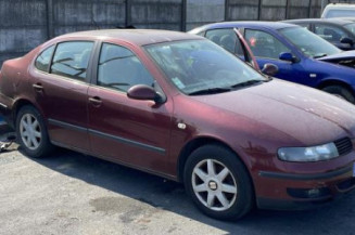 Aile avant droit SEAT TOLEDO 2