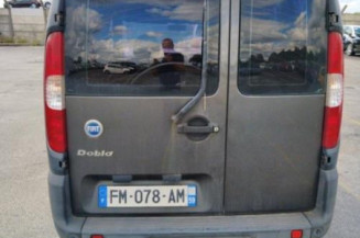 Poignee porte avant gauche FIAT DOBLO 1