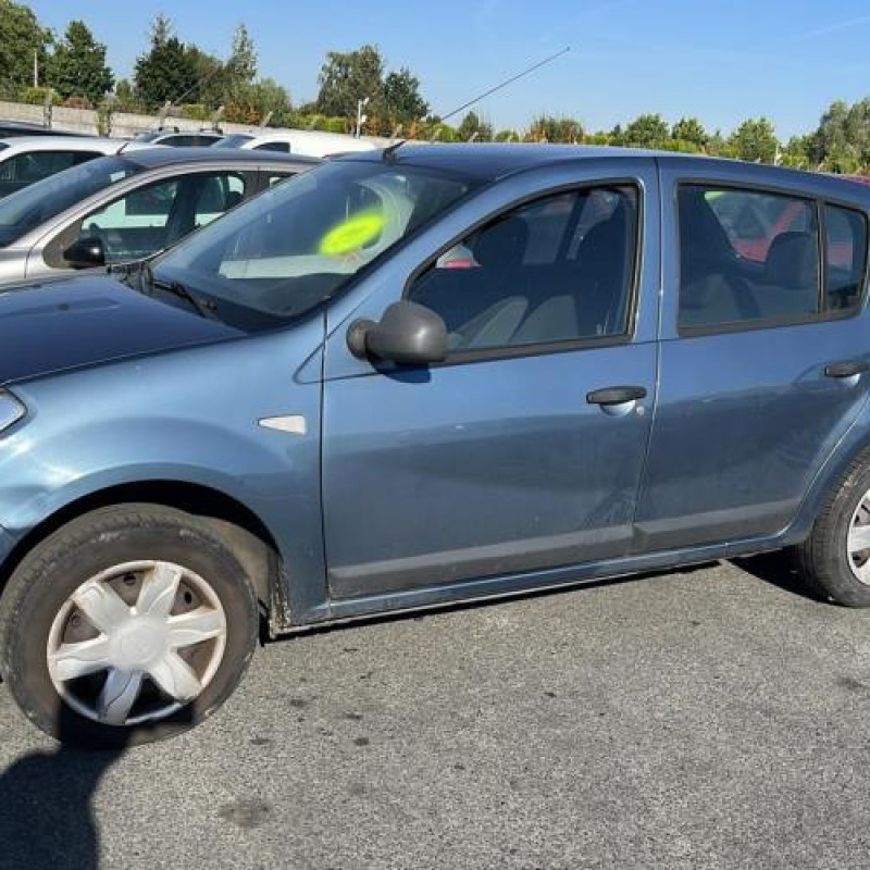 Pompe à carburant DACIA SANDERO 1 Photo n°4