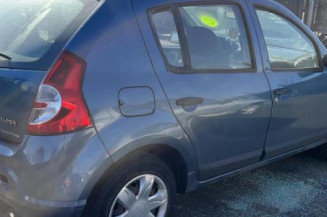 Pompe à carburant DACIA SANDERO 1