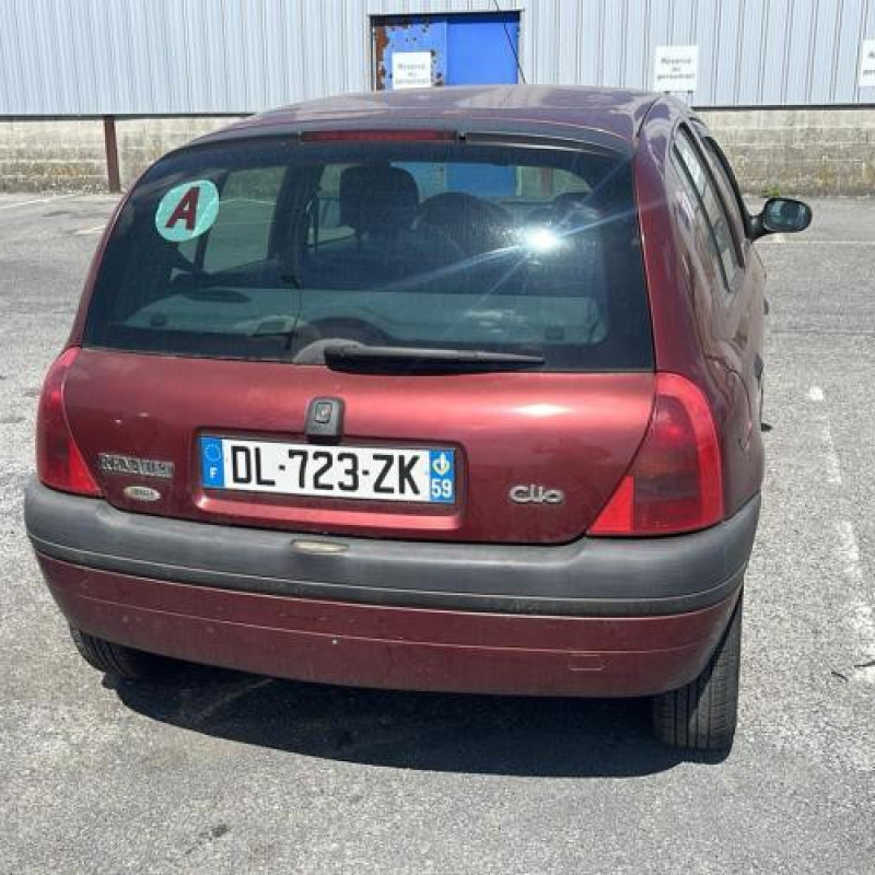 Fermeture de capot RENAULT CLIO 2 Photo n°8