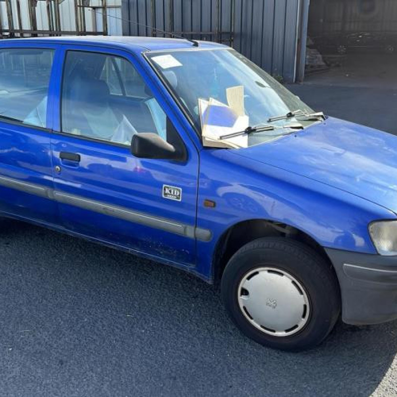 Poignee porte arriere droit PEUGEOT 106 Photo n°6