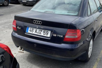 Pare choc arriere AUDI A4 1