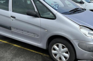 Anti brouillard droit (feux) CITROEN XSARA PICASSO