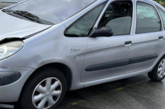 Anti brouillard gauche (feux) CITROEN XSARA PICASSO