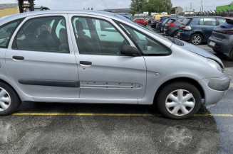 Anti brouillard gauche (feux) CITROEN XSARA PICASSO