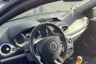 Poignee interieur avant droit RENAULT CLIO 3