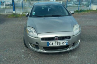 Arret de porte arriere droit FIAT BRAVO 2