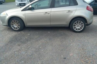 Arret de porte arriere droit FIAT BRAVO 2