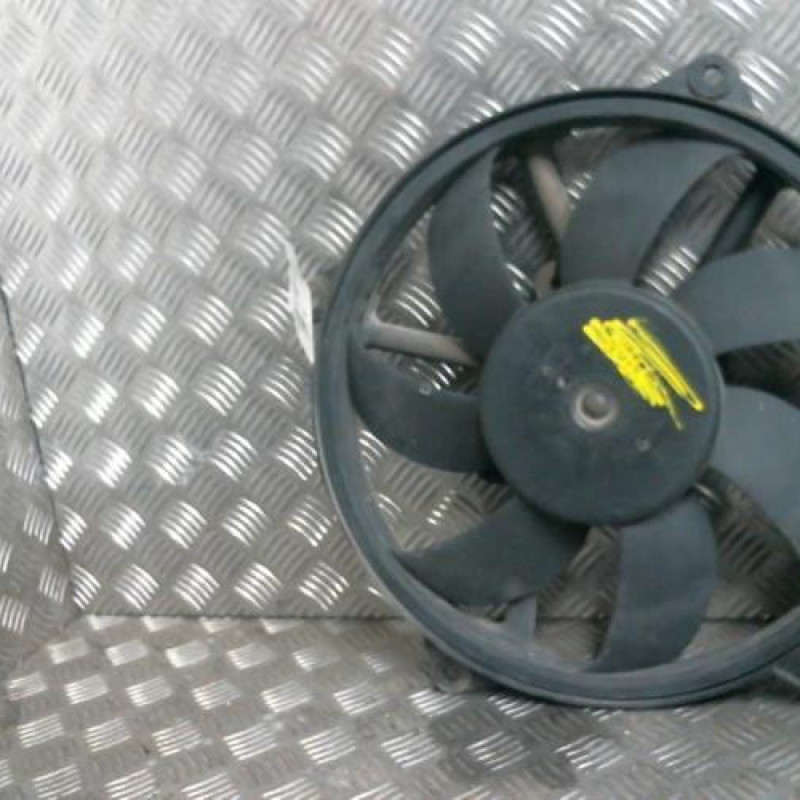 Moto ventilateur radiateur RENAULT FLUENCE Photo n°1