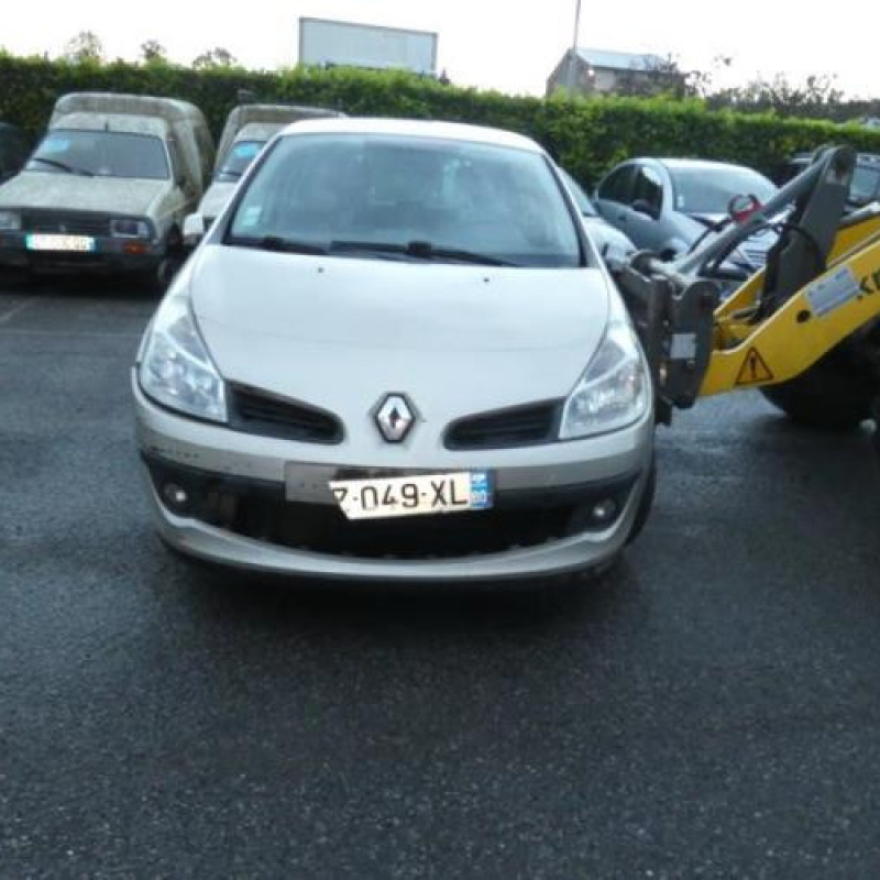 Boitier UCH RENAULT CLIO 3 Photo n°4