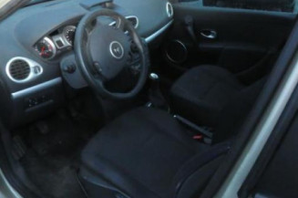 Boitier UCH RENAULT CLIO 3