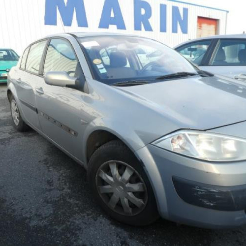 Malle/Hayon arriere RENAULT MEGANE 2 Photo n°5